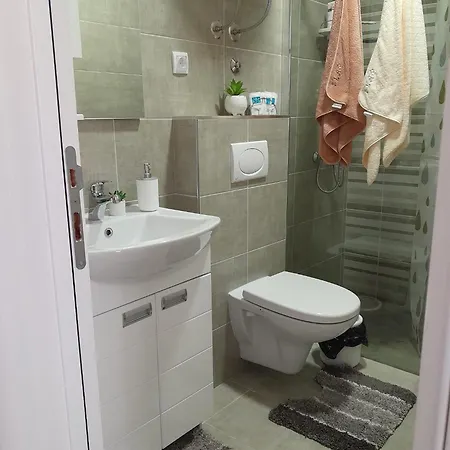 S L A P 1 Srebrno Jezero شقة Veliko Gradište